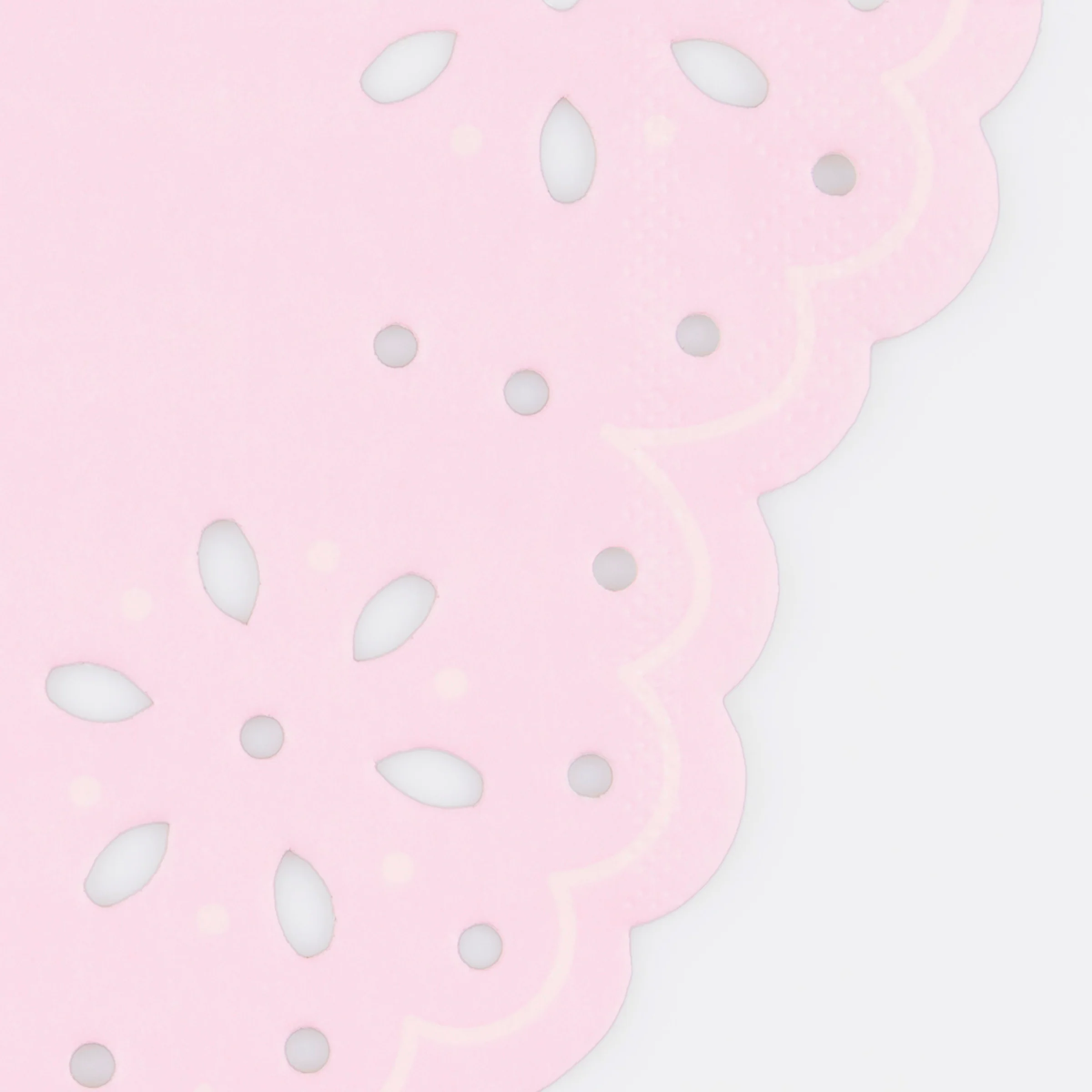 Broderie Anglaise Lace Multi Small Napkins (x 16) - Image 3