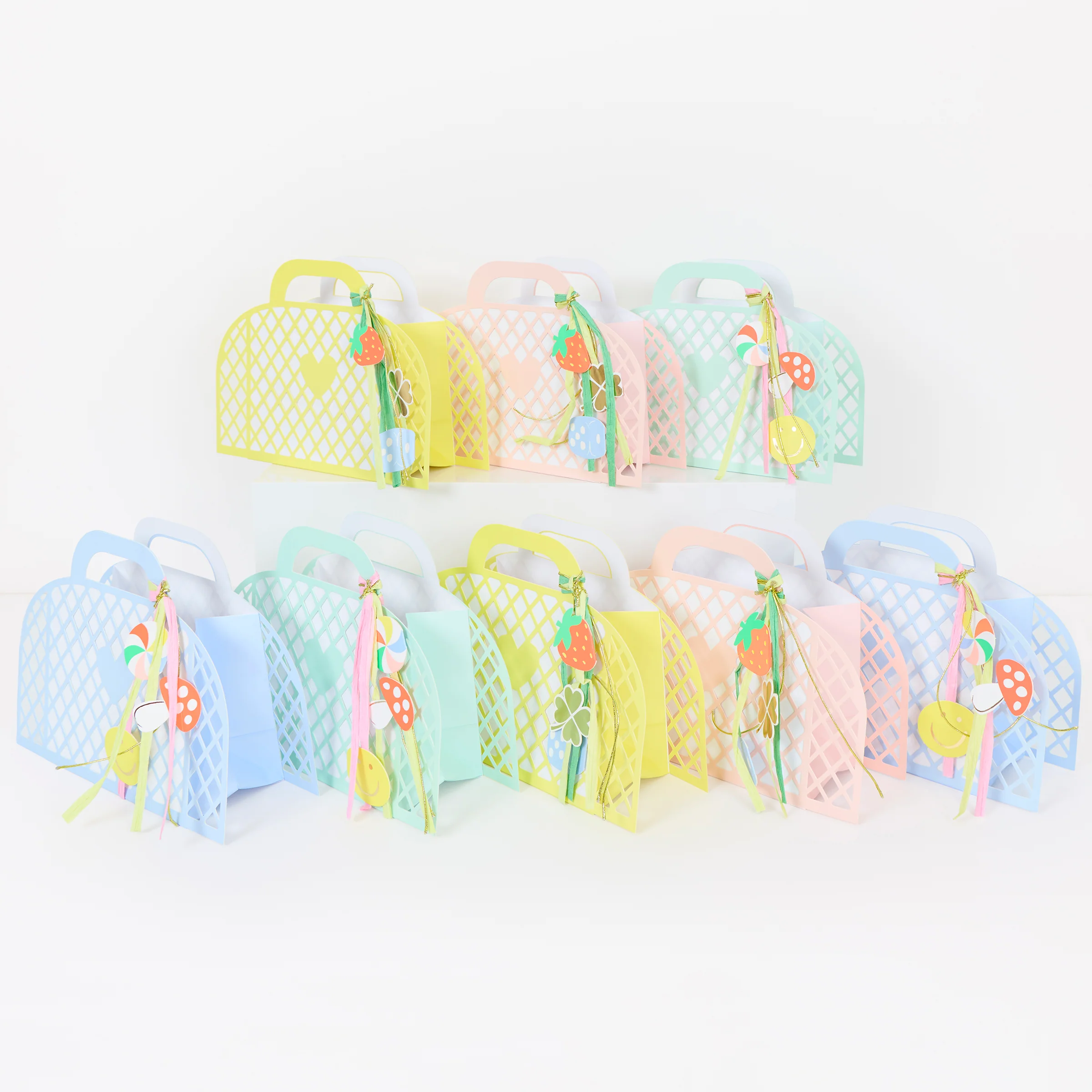 Charm Party Set - Image 9