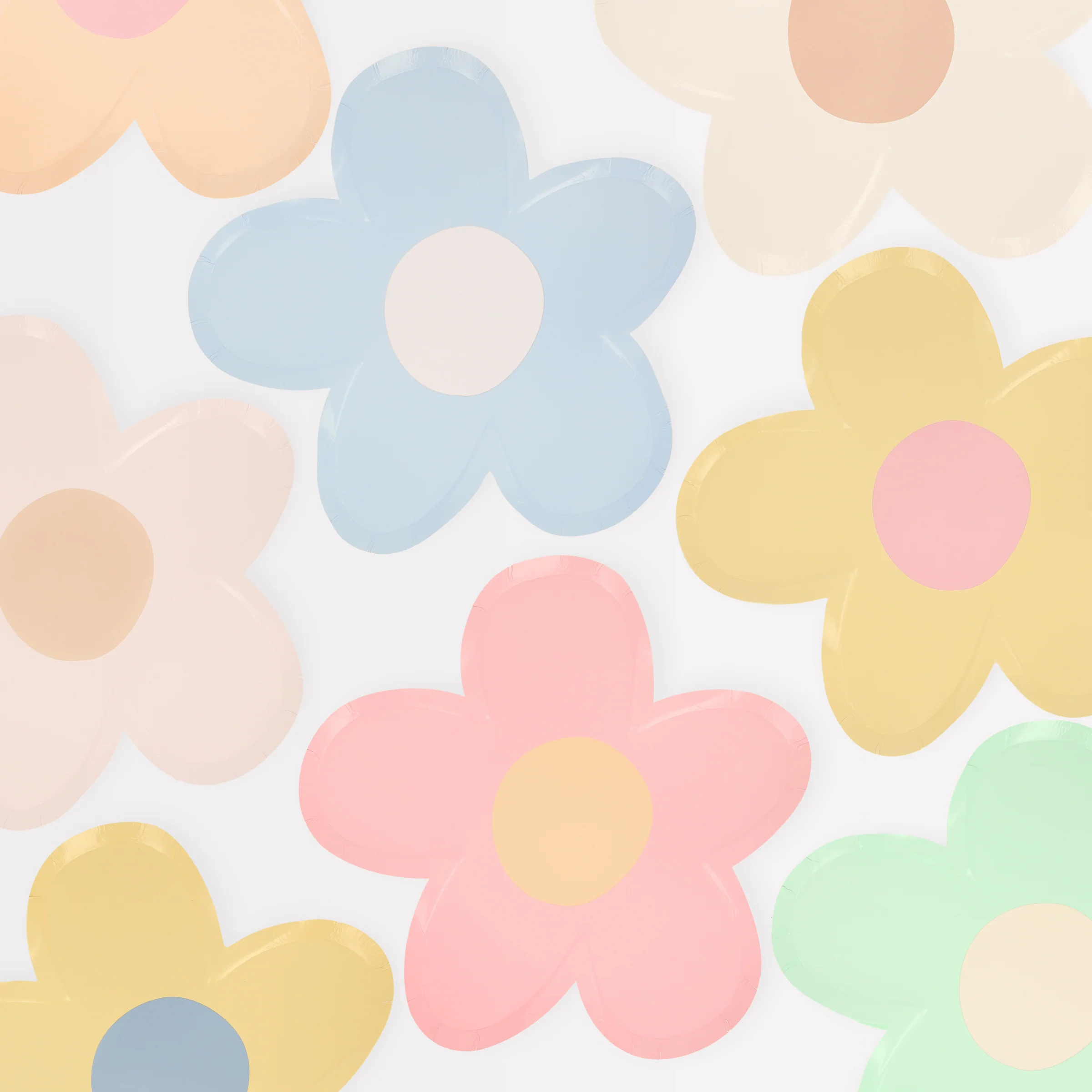 Daisy Shaped Plates (x 8)