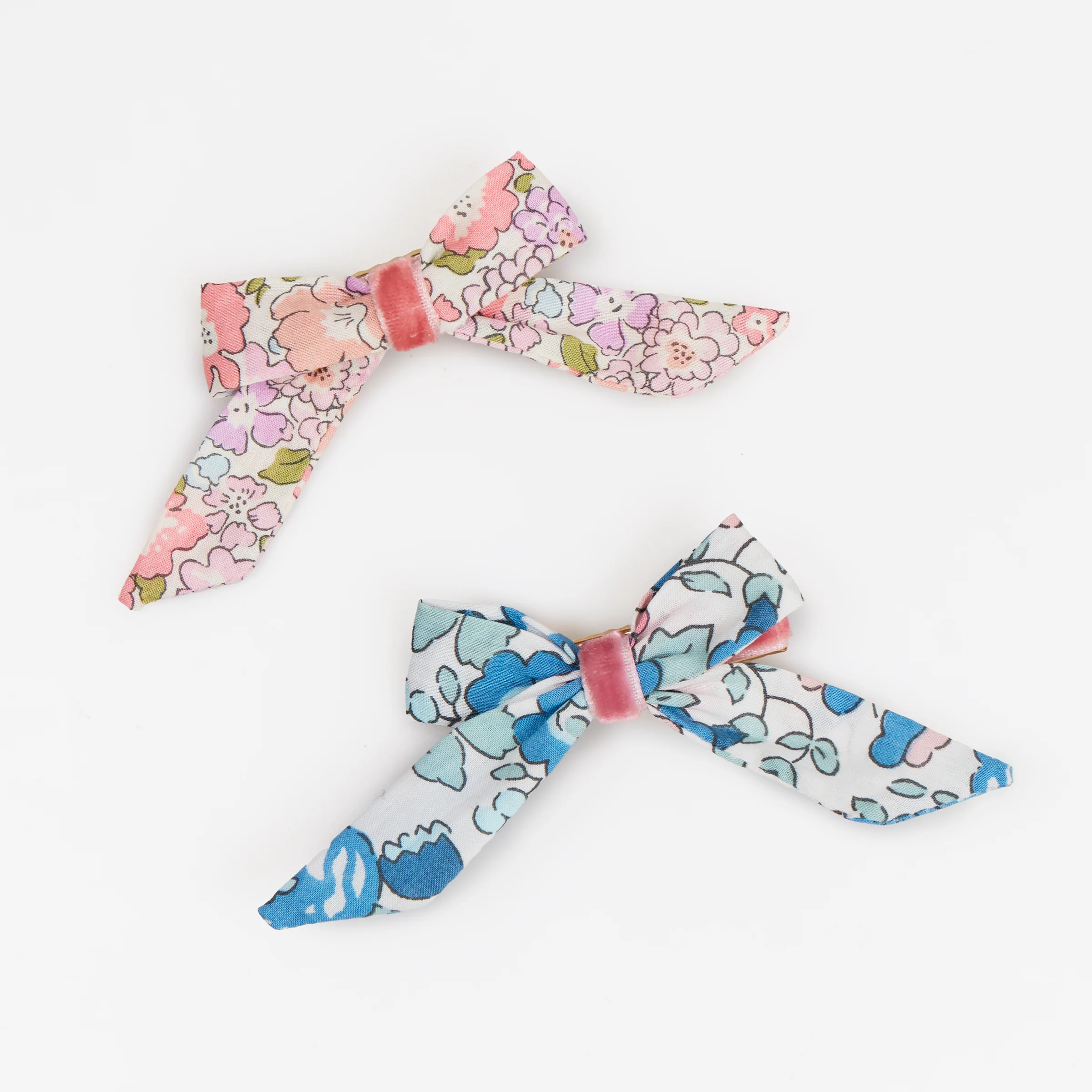 Floral Pattern Bow Hair Clips (x 4) - Image 4
