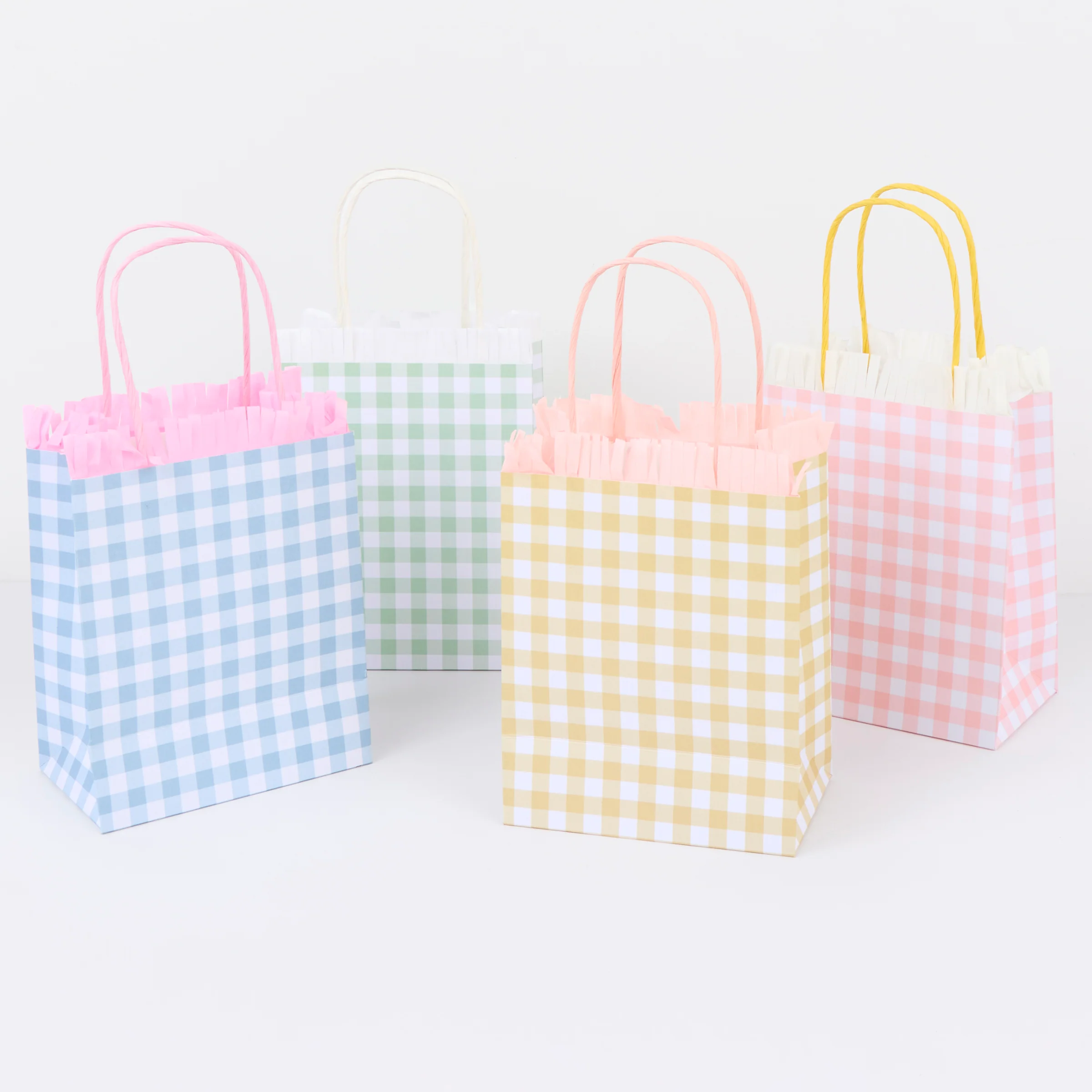 Gingham Fringe Party Bags (x 8) - Image 2