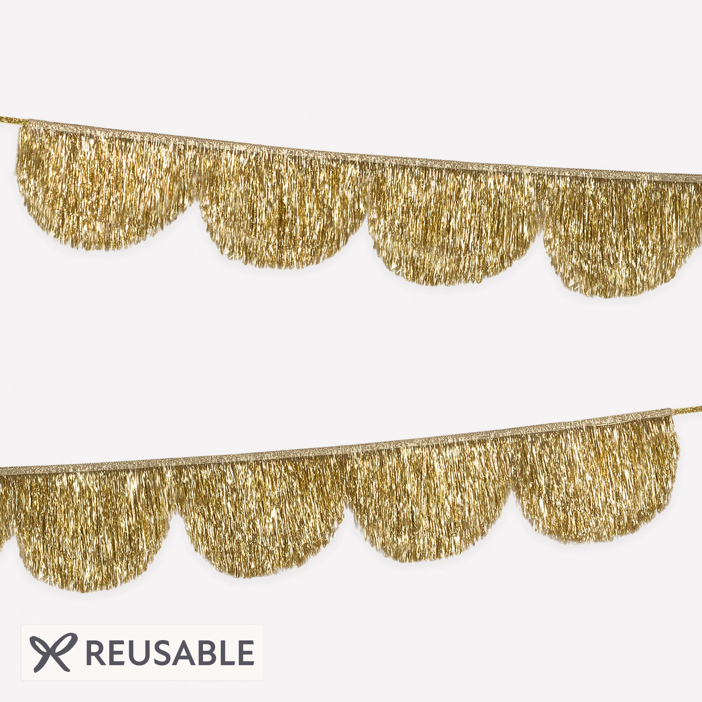 Gold Tinsel Scallop Garland