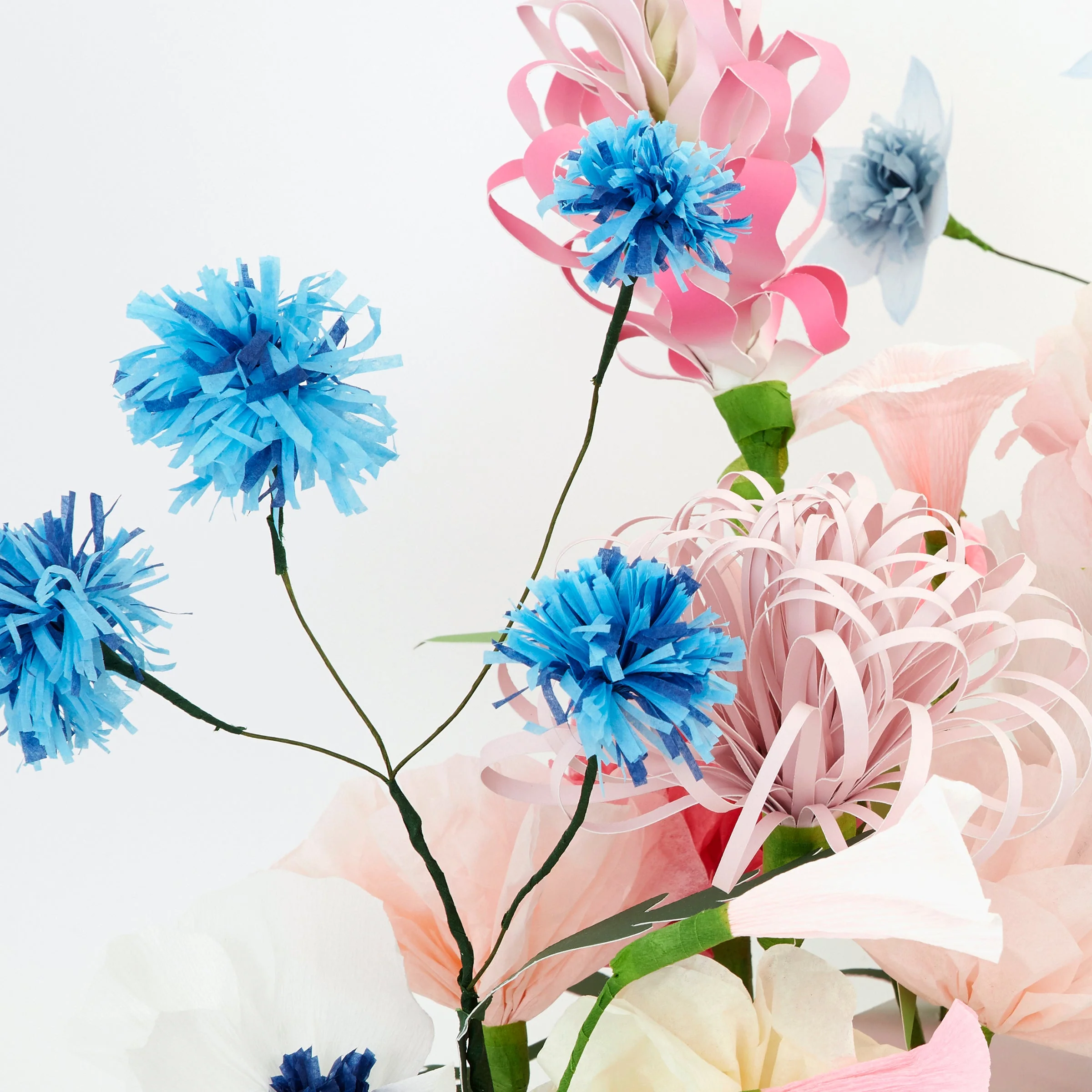 Hazel Gardiner Spring & Summer Table Centrepiece - Image 4