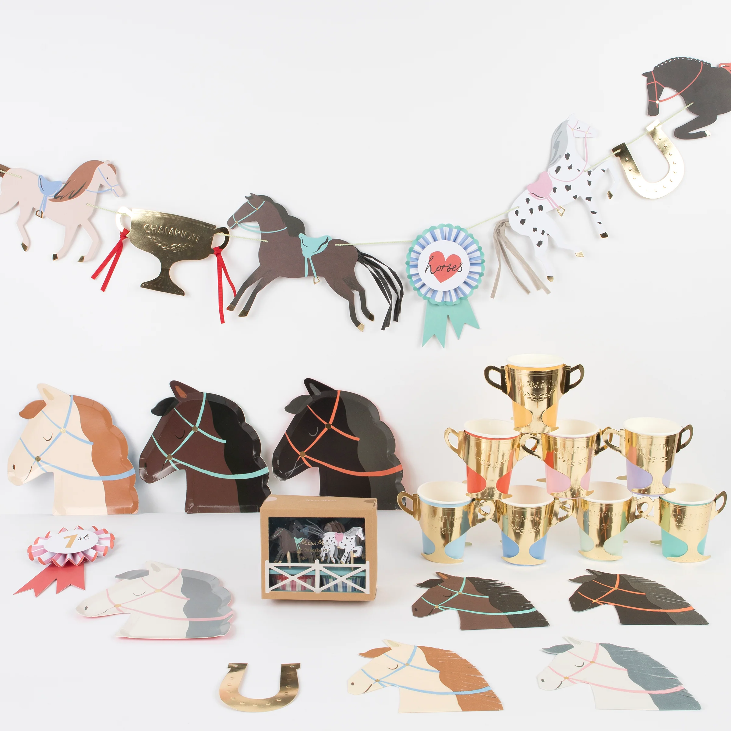 Horse Garland - Image 5