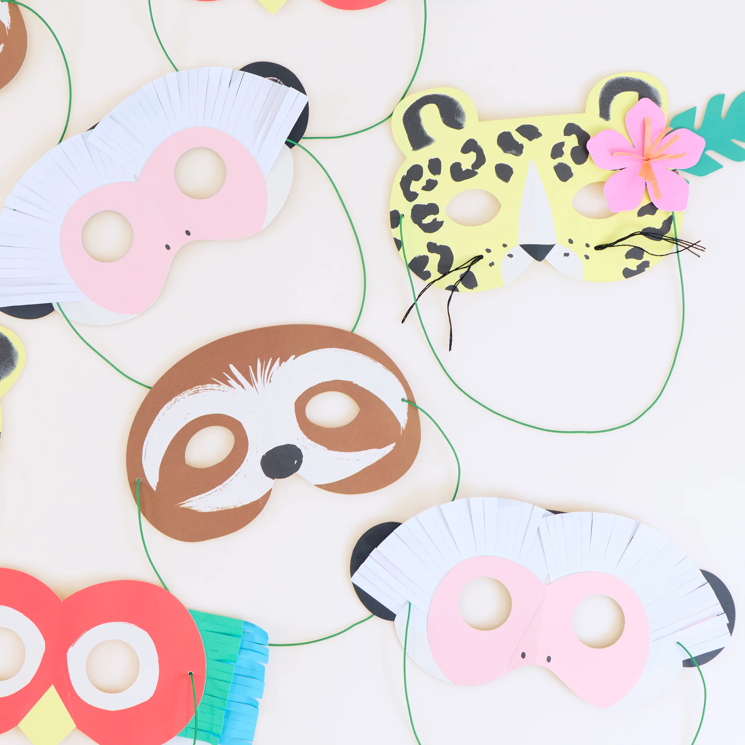 Jungle Jamboree Party Masks (x 8) - Image 4