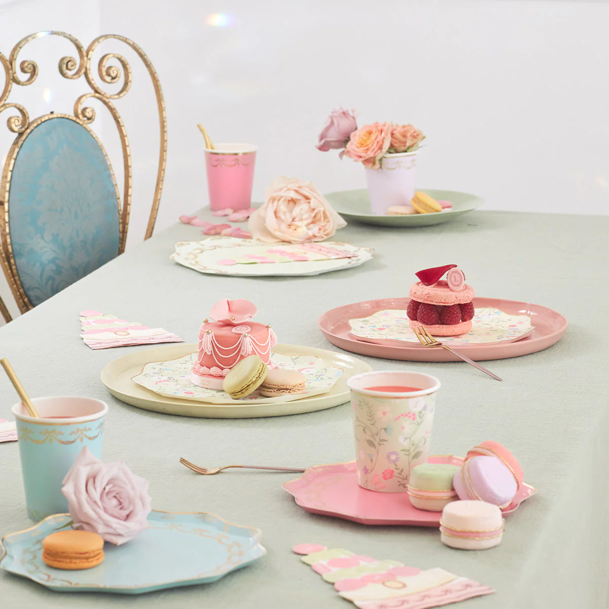 Meri Meri x Ladurée Paris Large Napkins (x 16) - Image 2