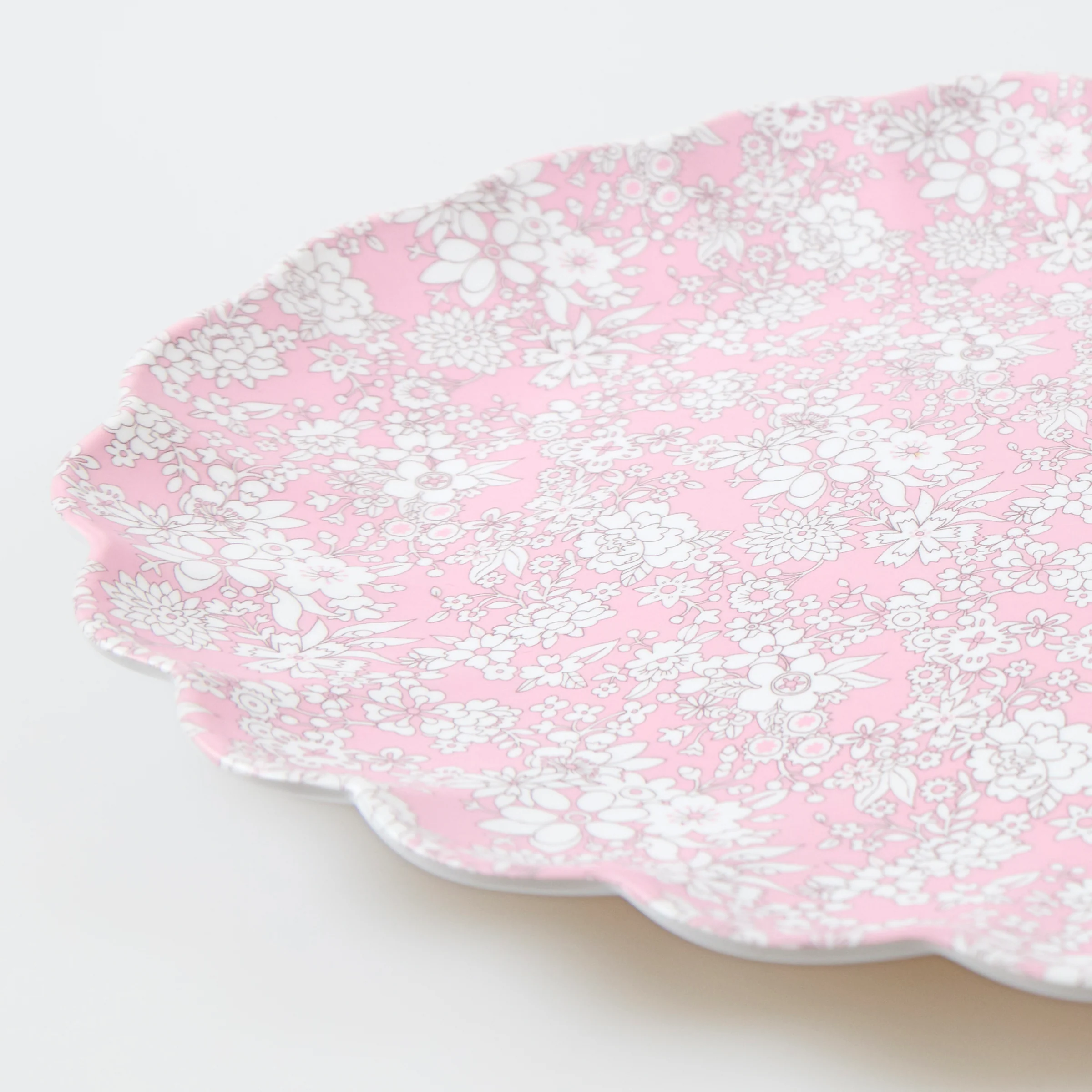 Meri Meri x Liberty Garden Party Reusable Small Platter - Image 3