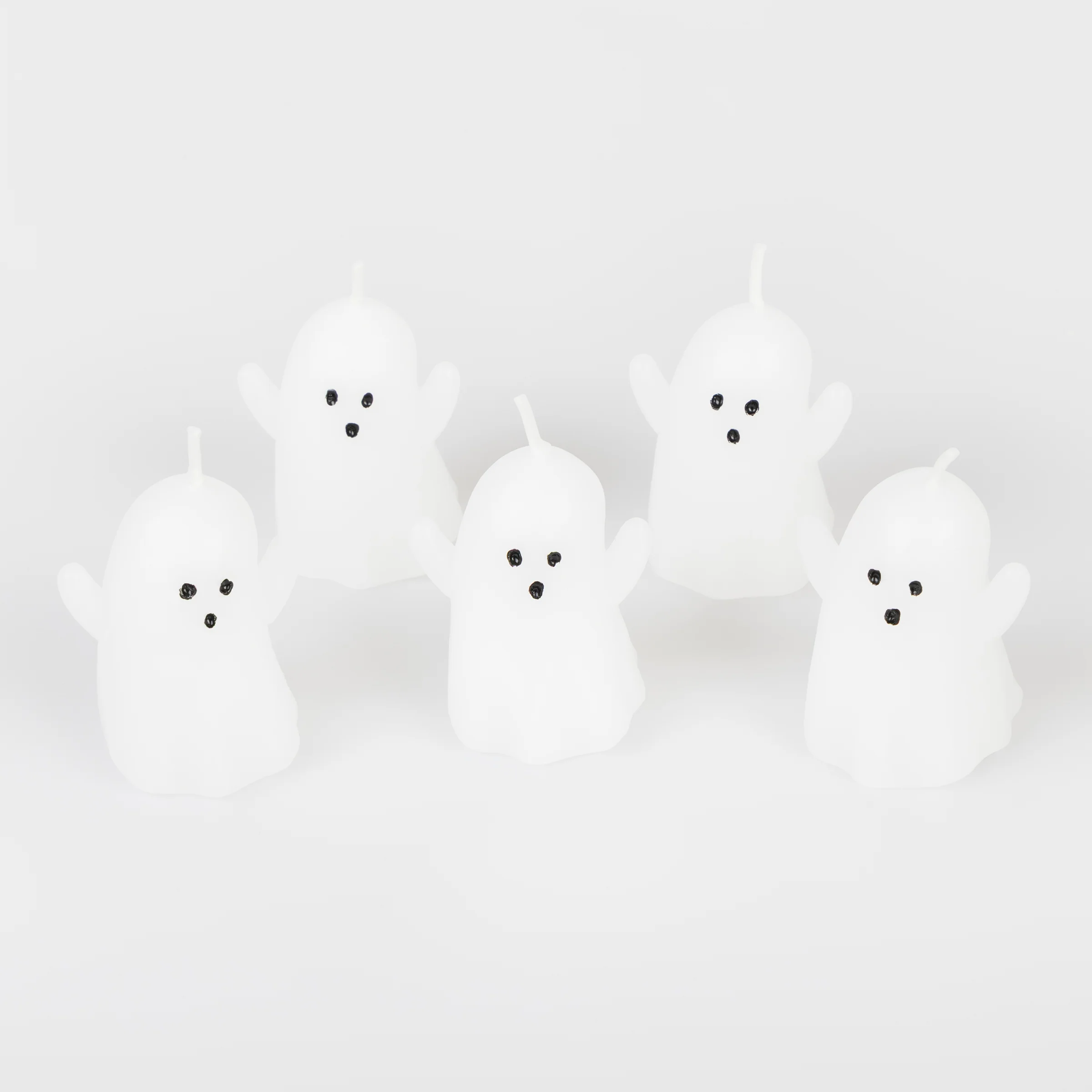 Mini Ghost Candles (x 5) - Image 3