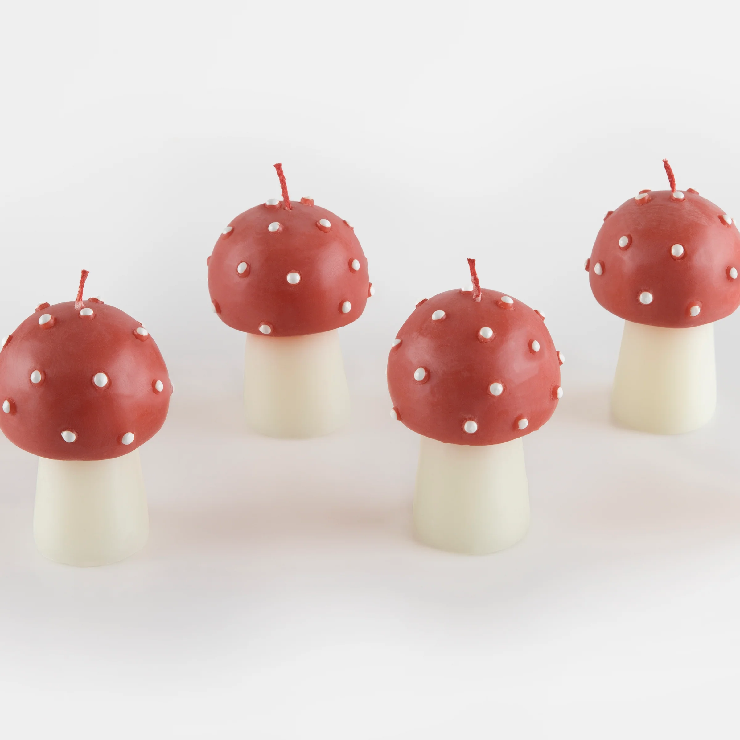 Mini Mushroom Candles (x 6) - Image 5
