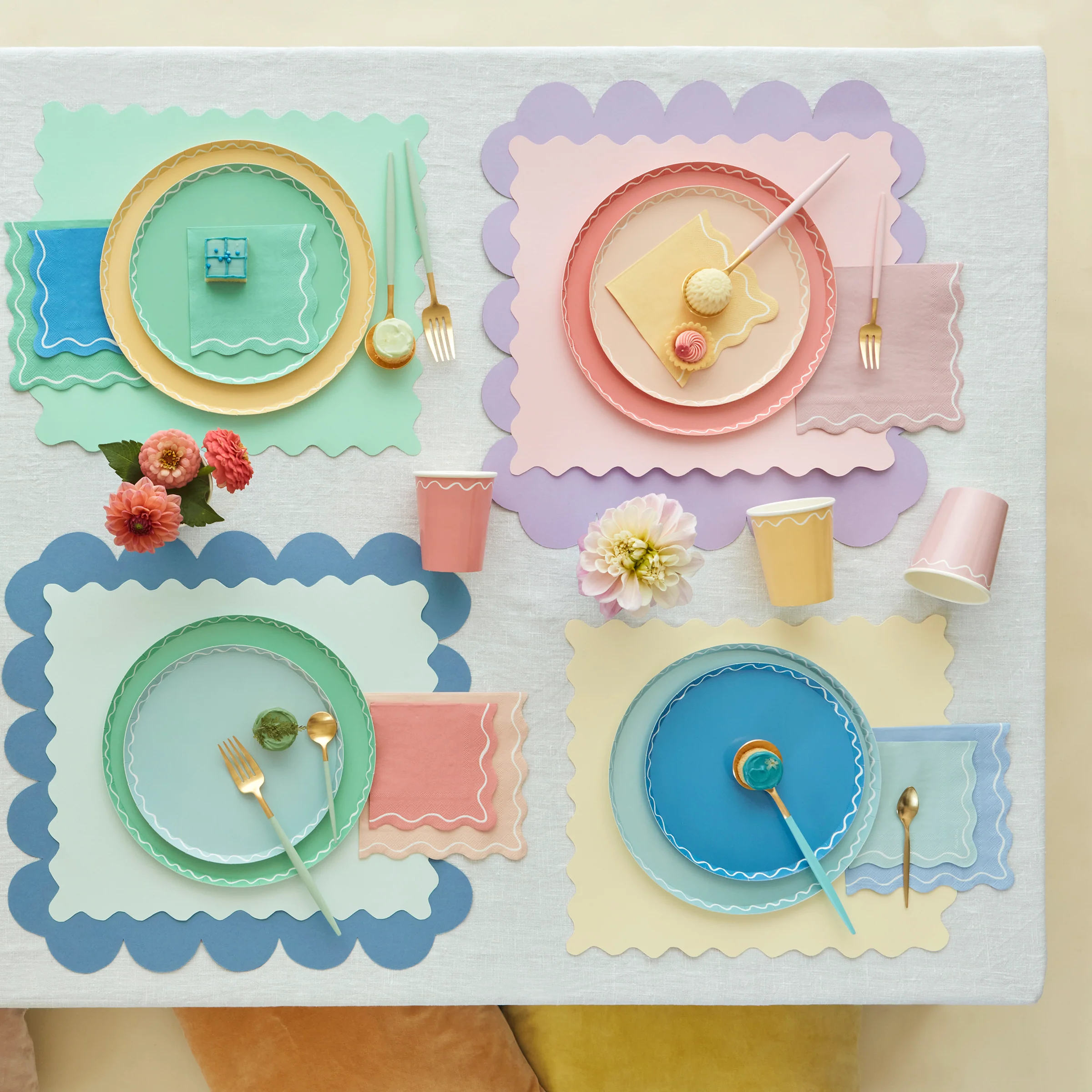 Mixed Wavy Line Small Napkins (x 16) - Image 3