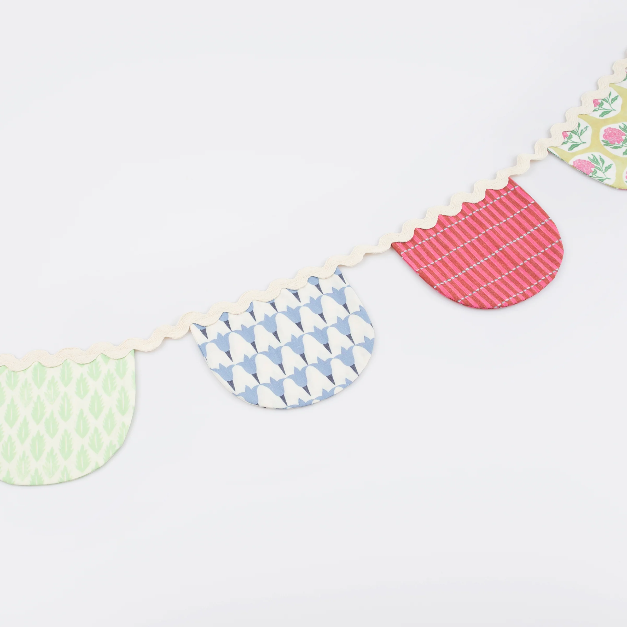Meri Meri x Molly Mahon Fabric Garland - Image 5