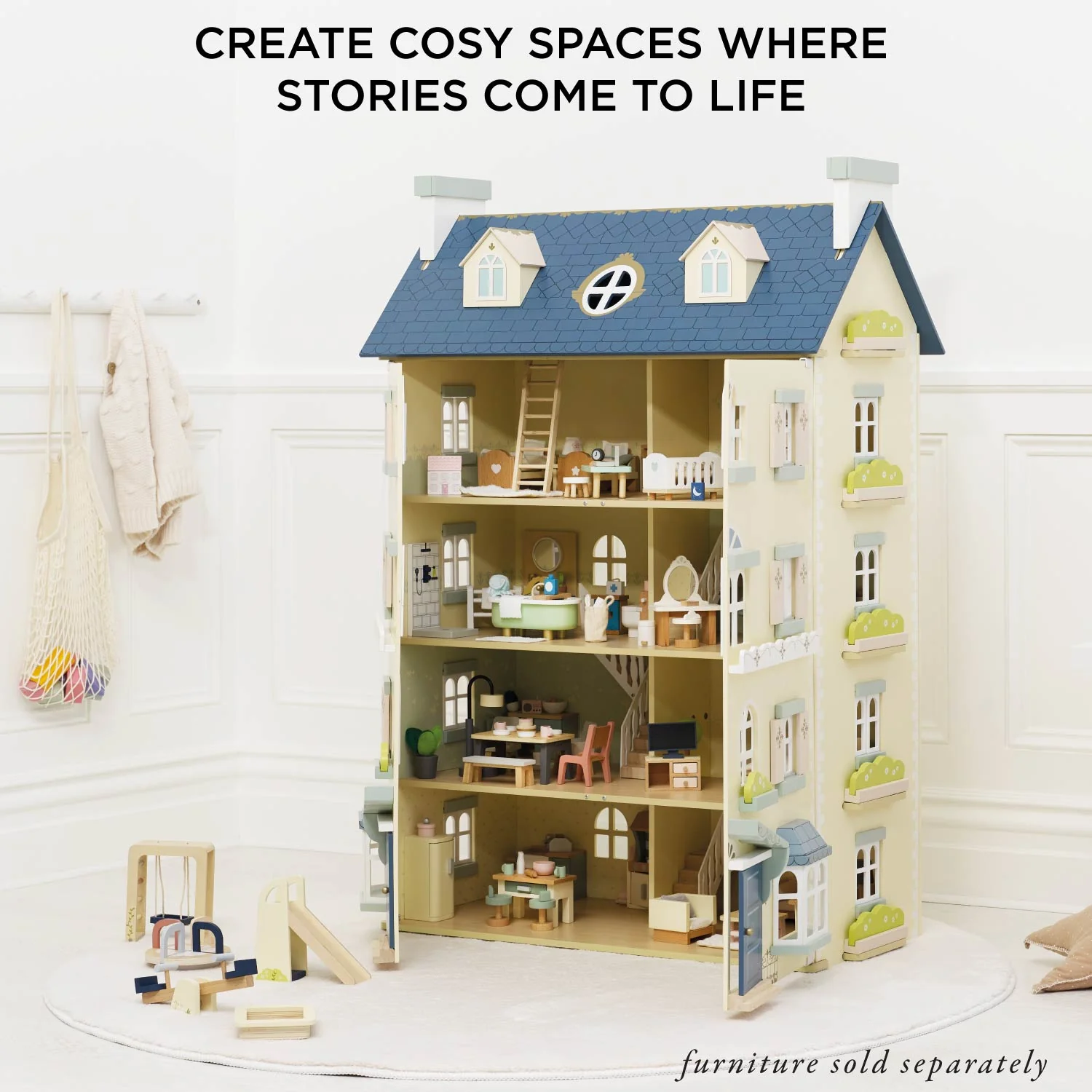 Palace Wooden Dolls House - Image 6