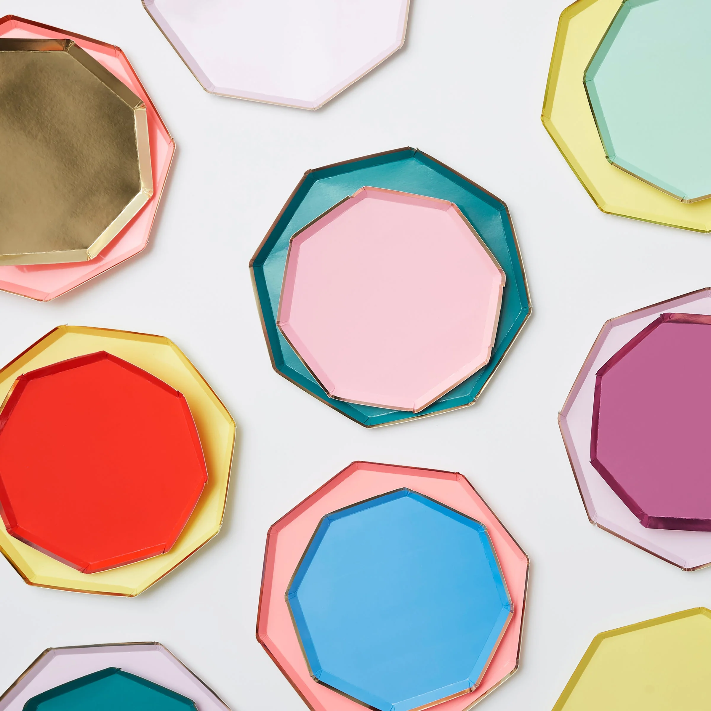 Pale Yellow Dinner Plates (x 8) - Image 3
