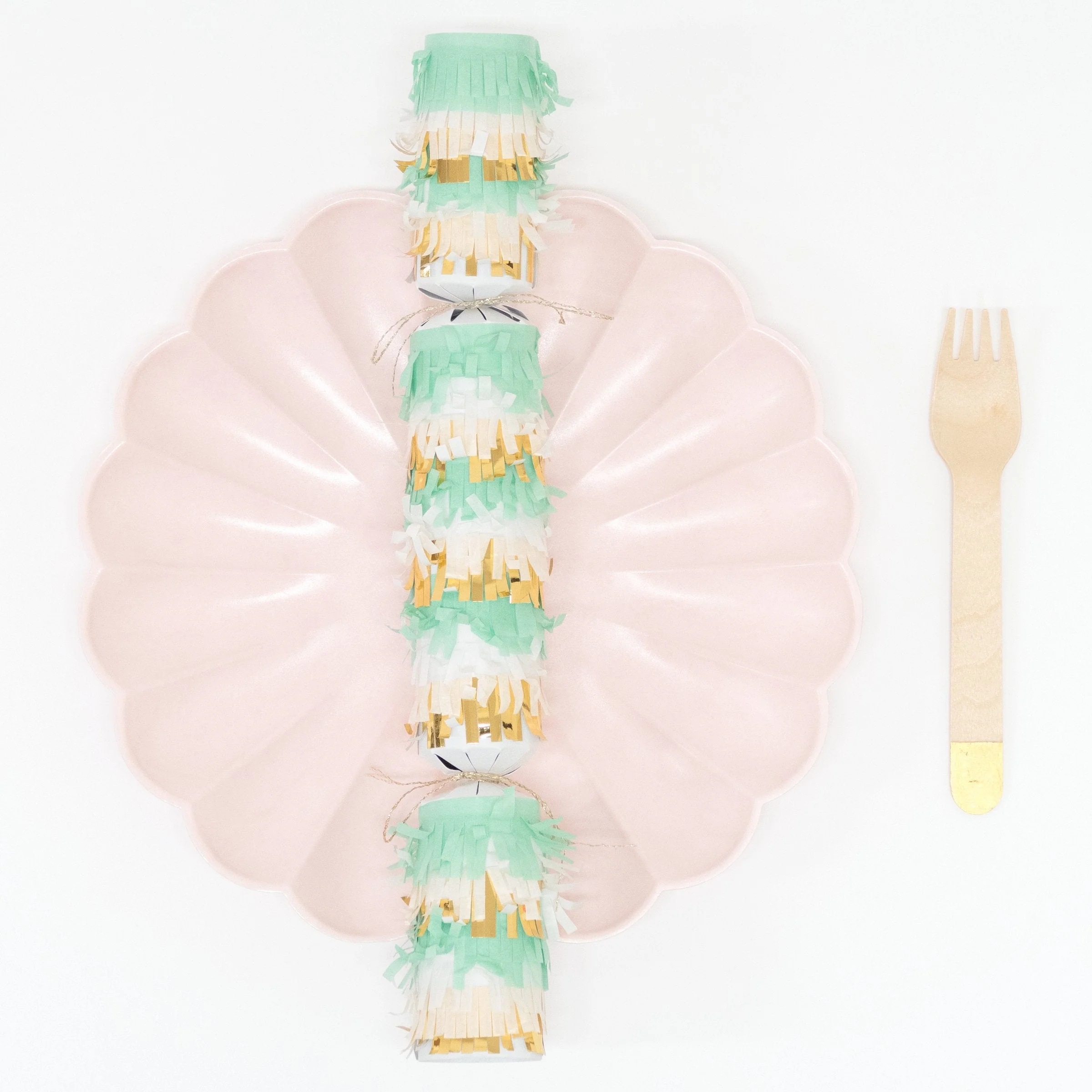 Pastel Fringe Medium Crackers (x 6) - Image 4