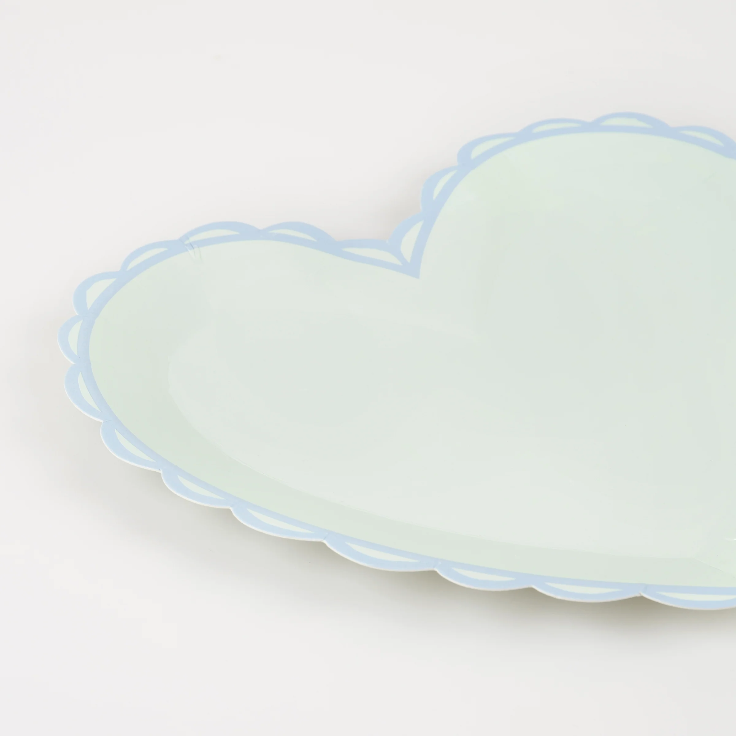 Pastel Heart Small Plates (x 8) - Image 2
