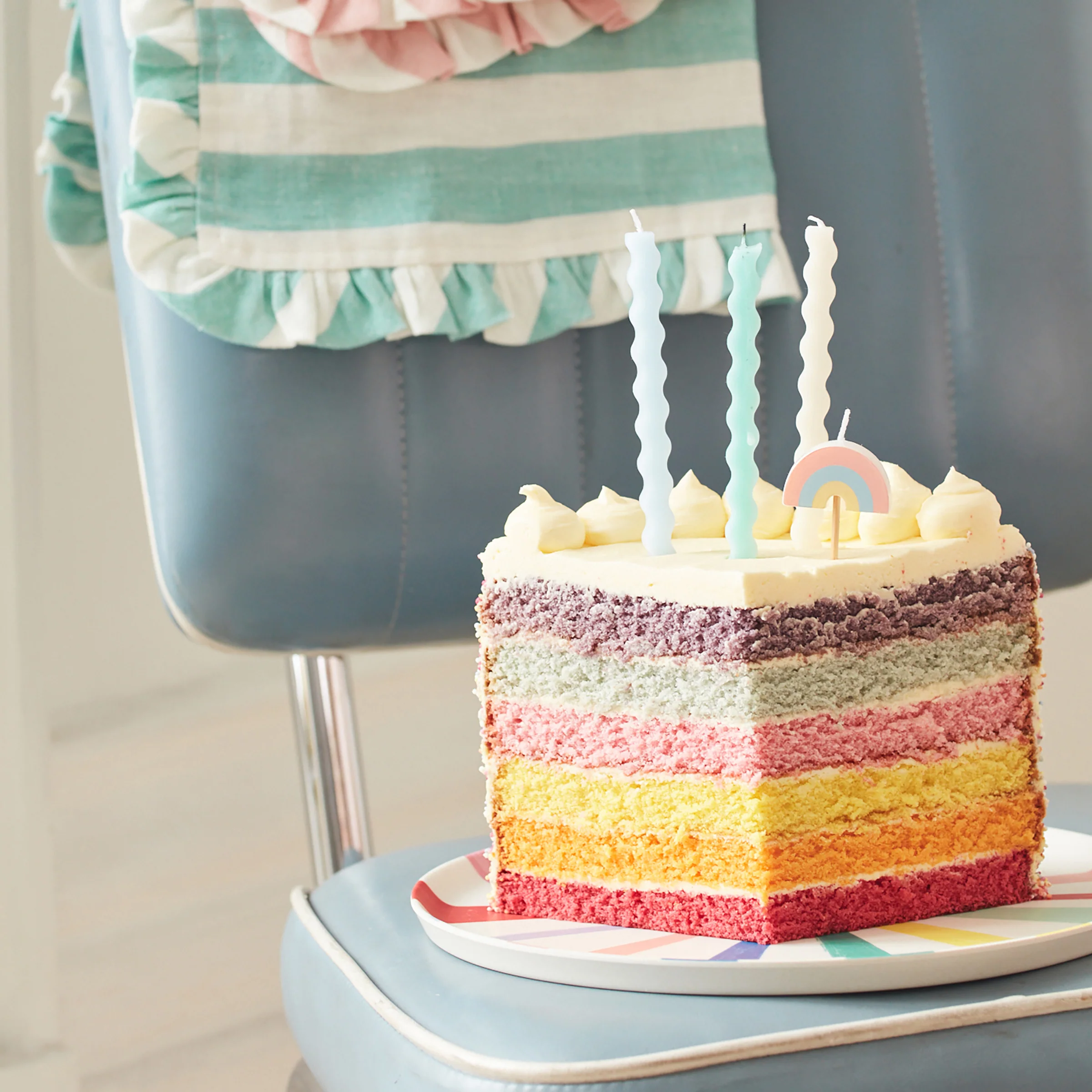 Pastel Wavy Candles (x 16) - Image 2
