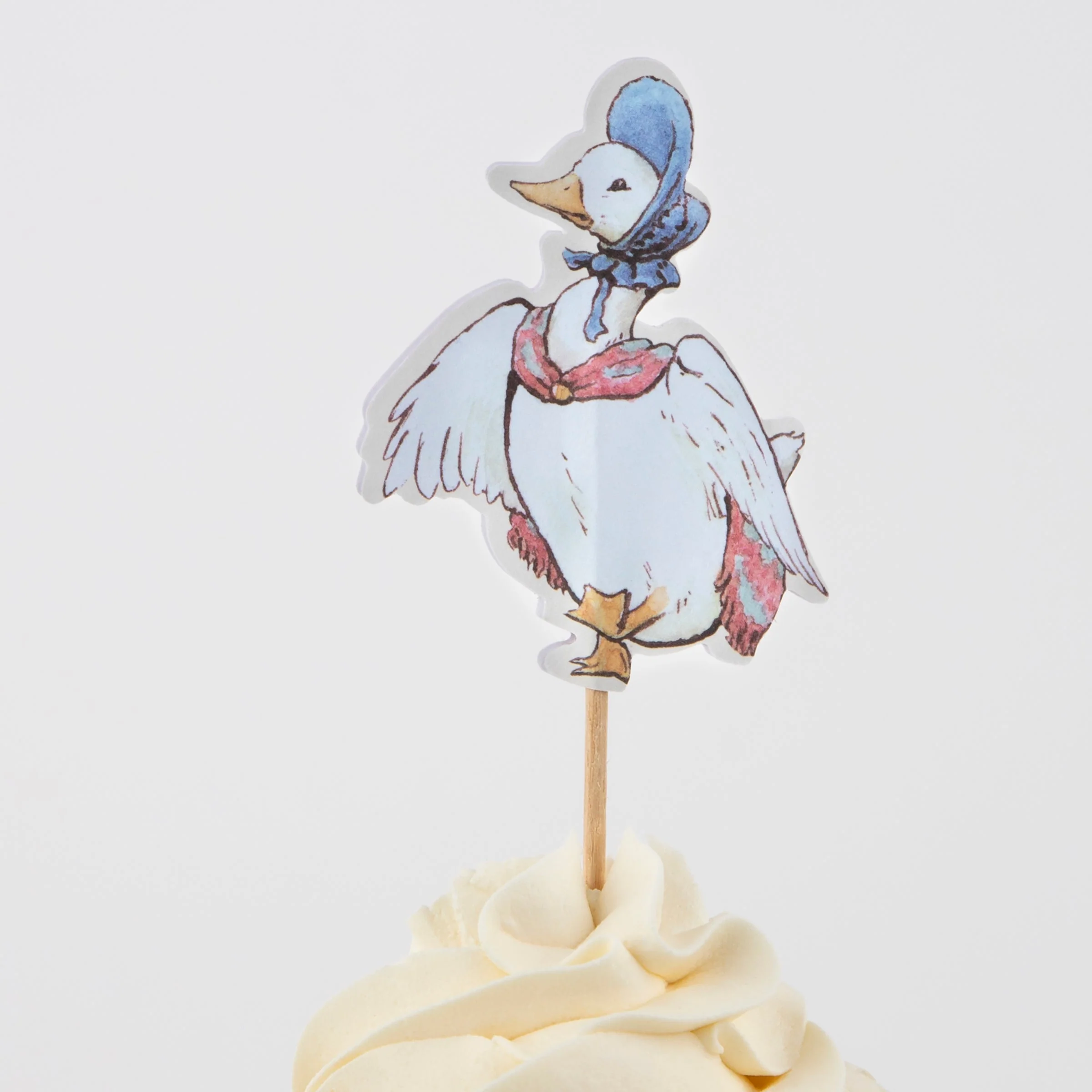 Peter Rabbit™ In The Garden Cupcake Kit (x 24 toppers) - Image 6