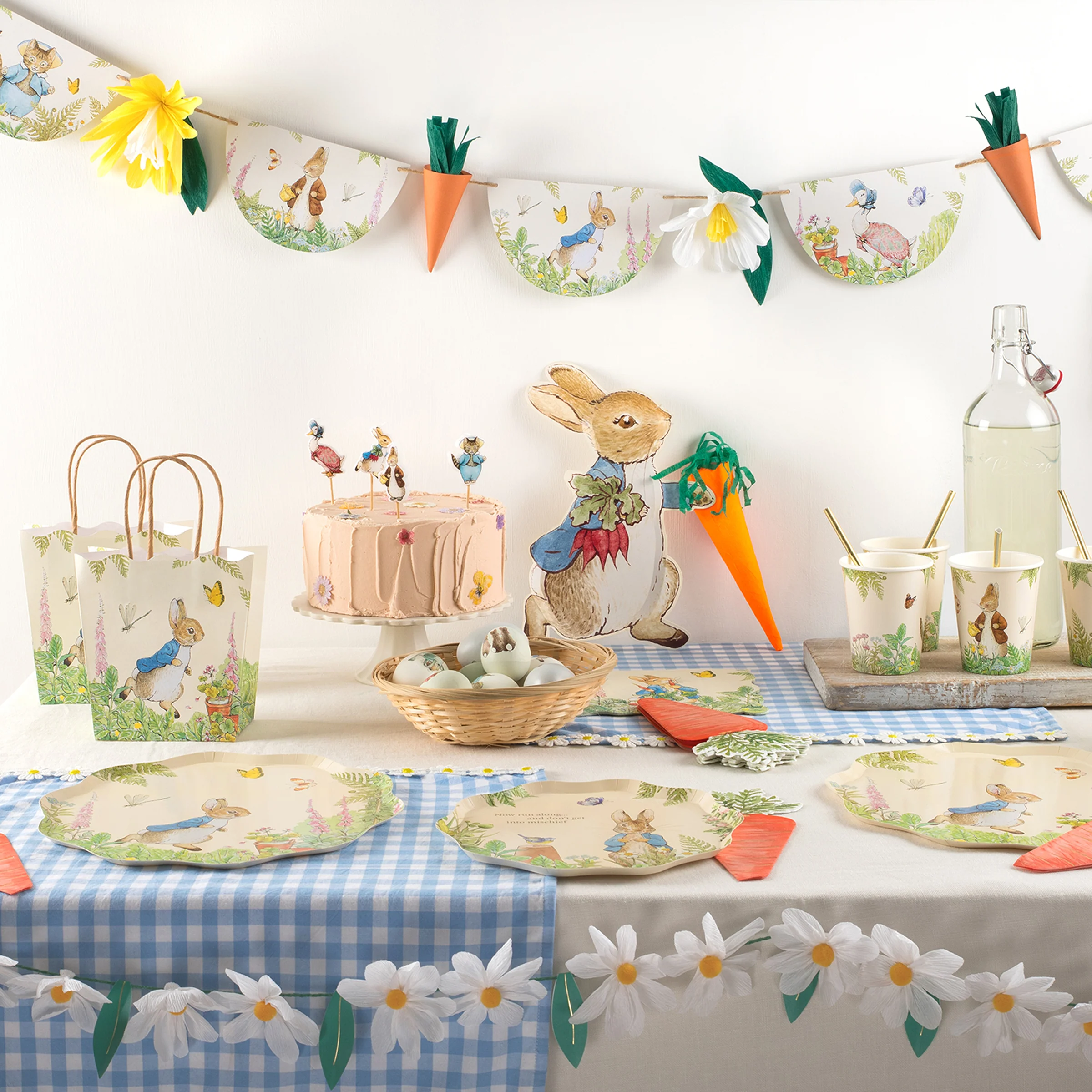 Peter Rabbit™ In The Garden Party Bags (x 8) - Image 2