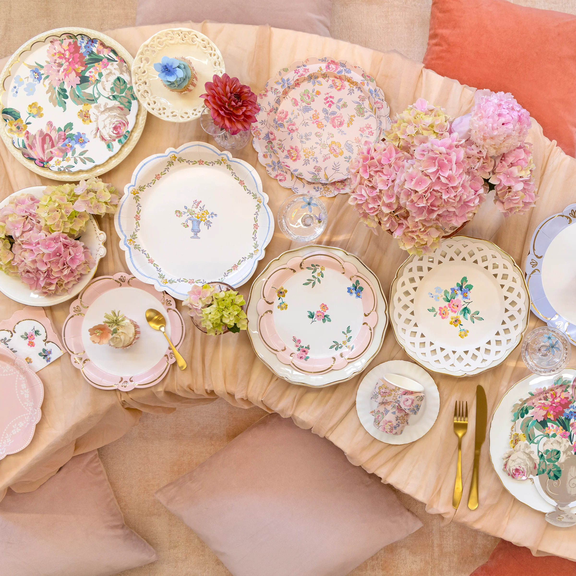 Pink Chintz Side Plates (x 8) - Image 2