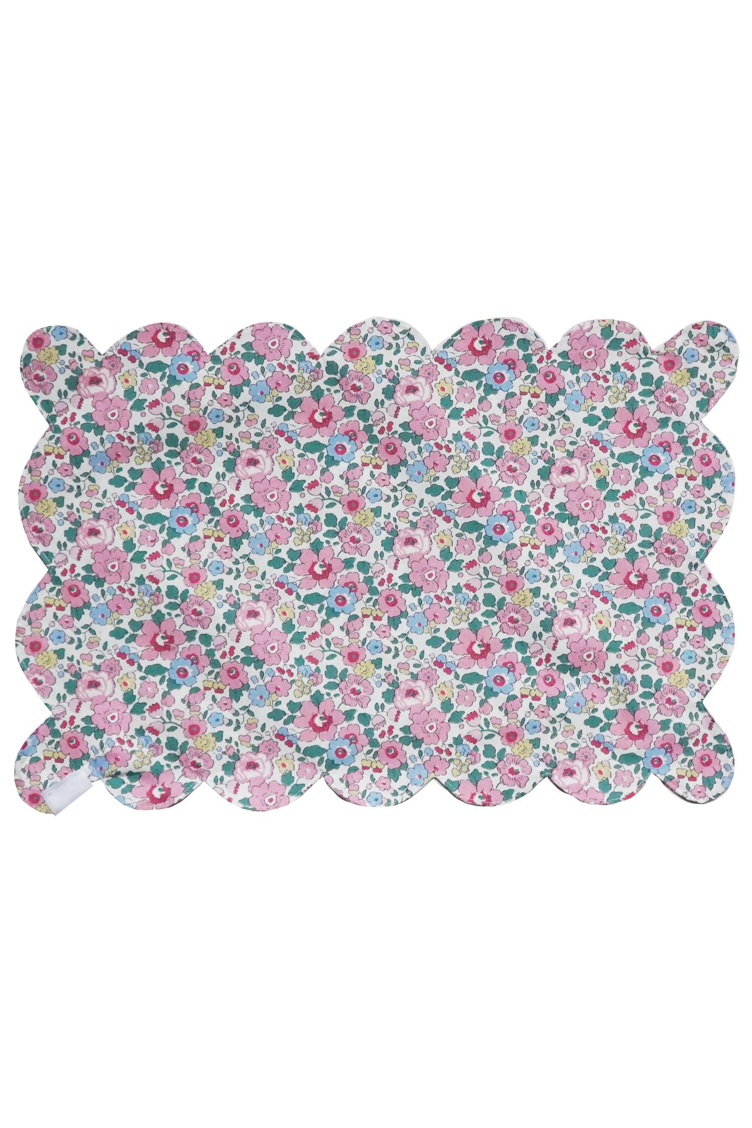 Betsy Reversible Scalloped Placemat made with Liberty Fabric - Image 3