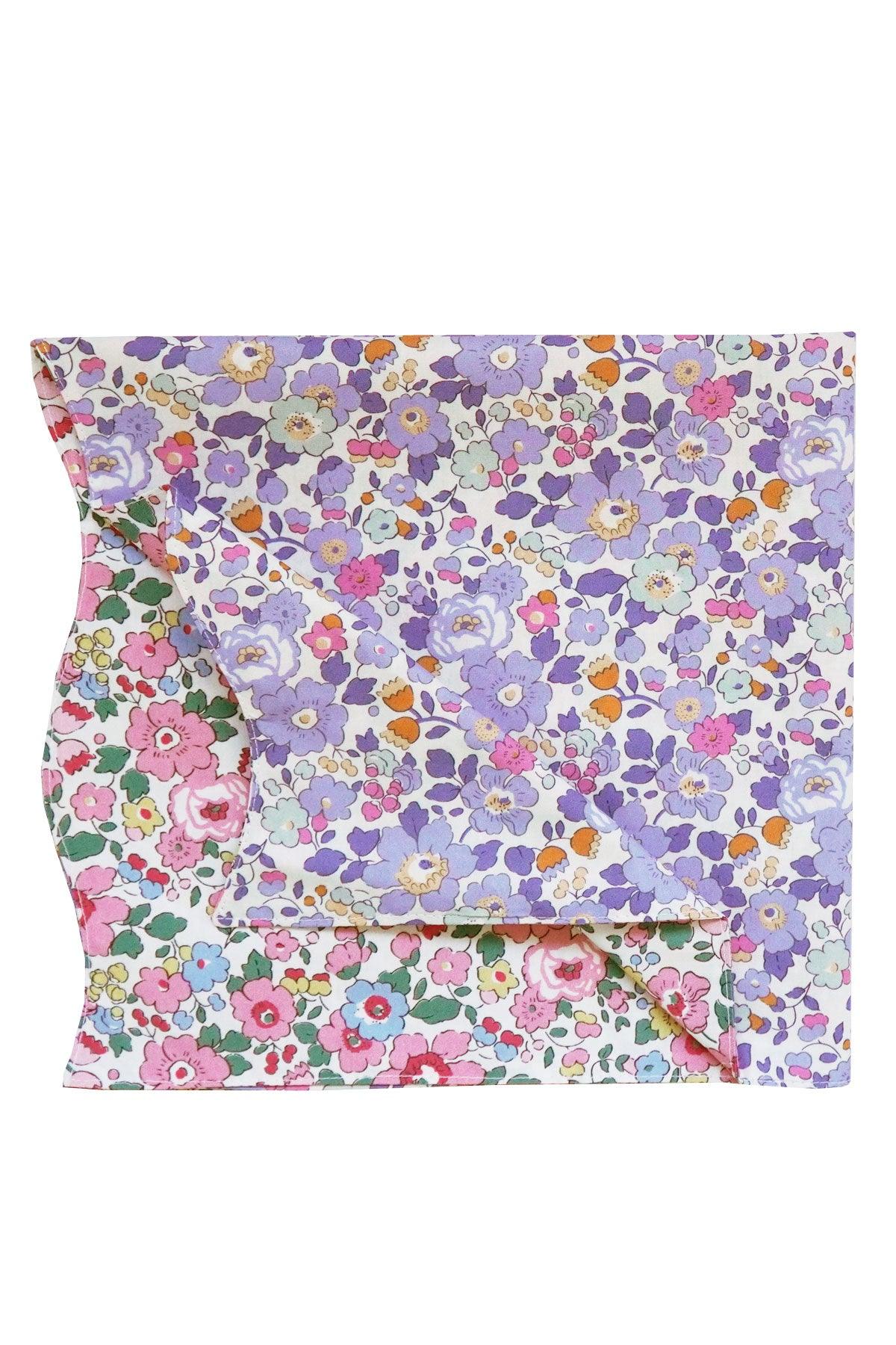 Betsty Reversible Wavy Napkin Set made with Liberty Fabric - Image 3