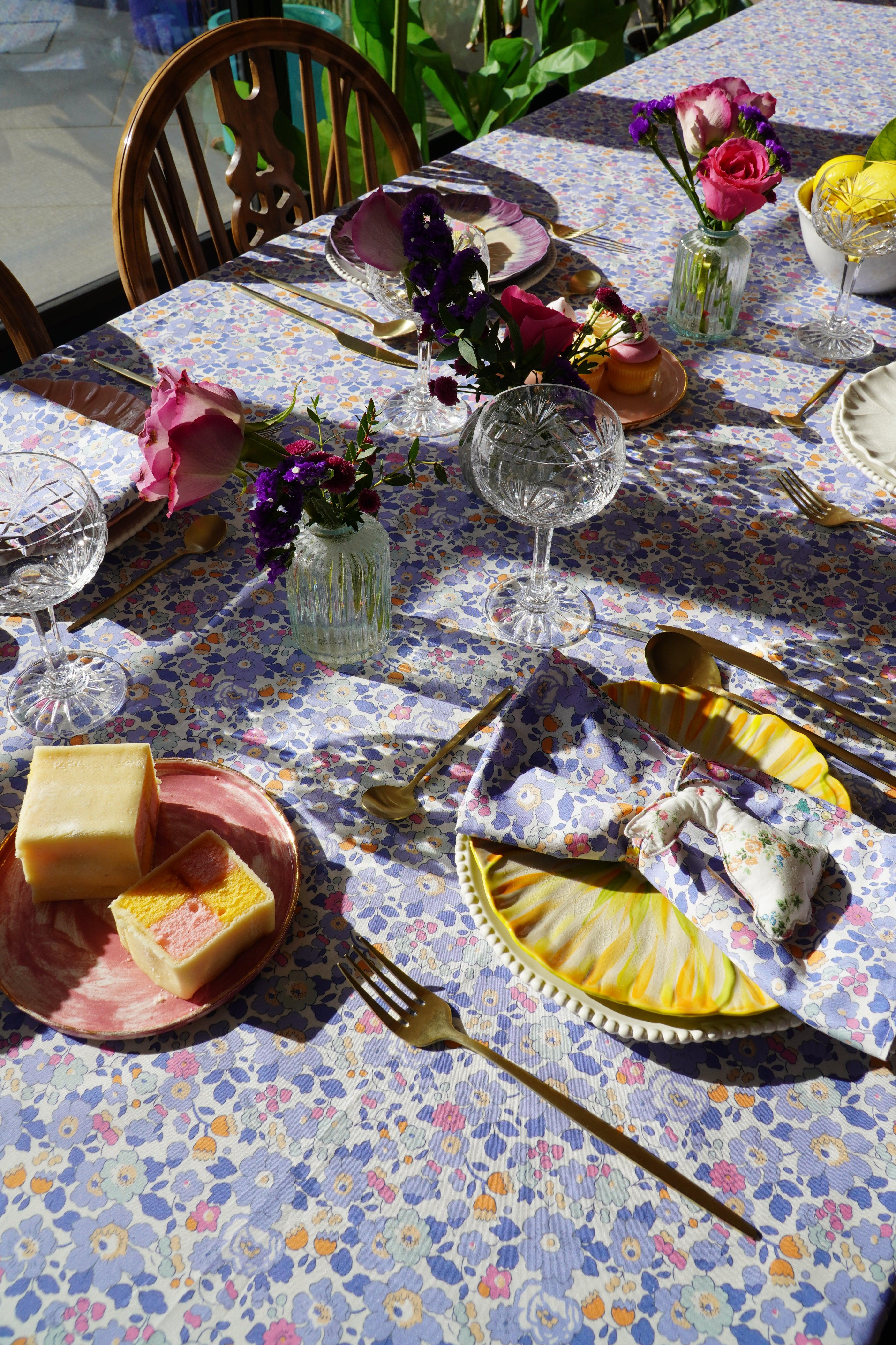 Betsty Reversible Wavy Napkin Set made with Liberty Fabric - Image 5