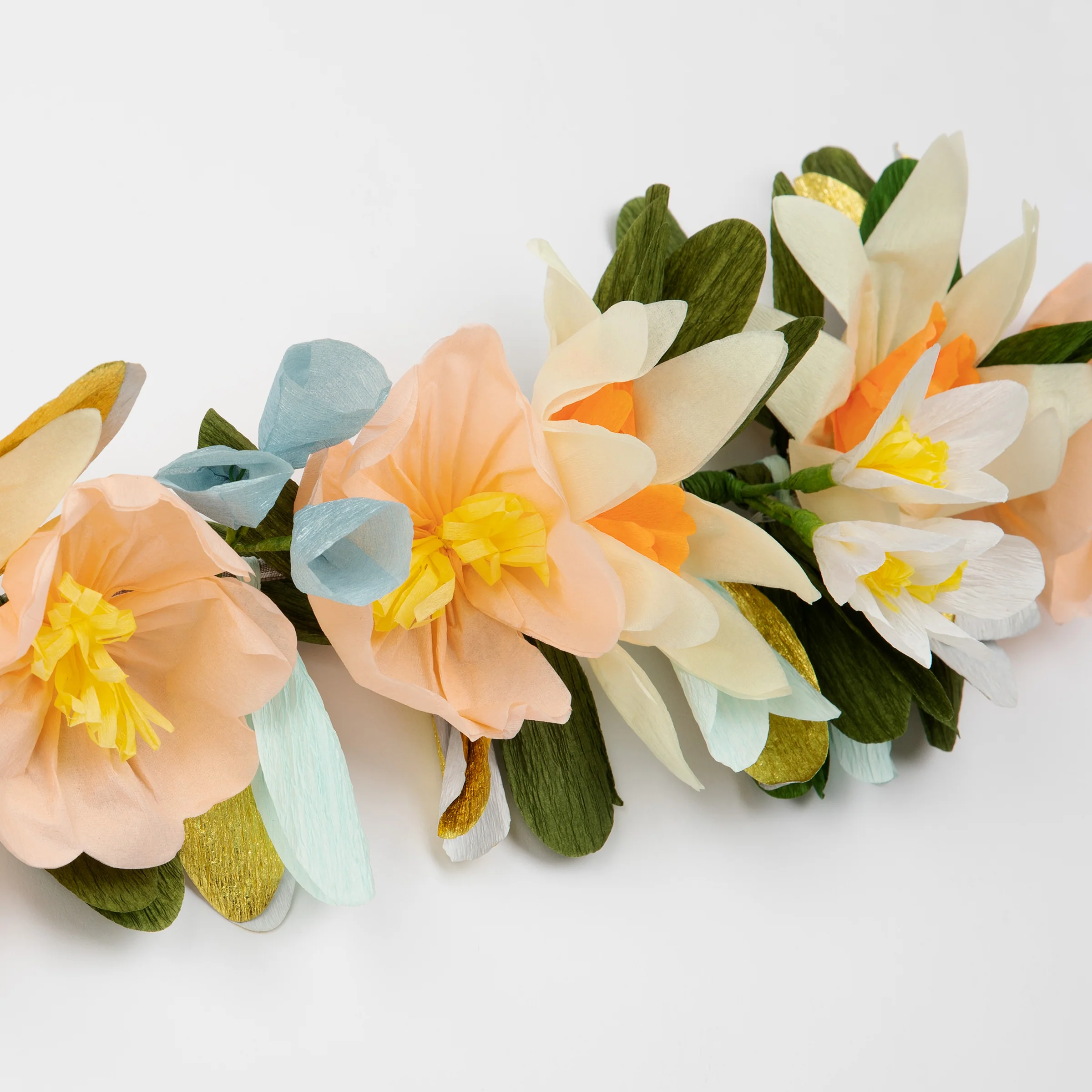 Spring Posy Garland - Image 3