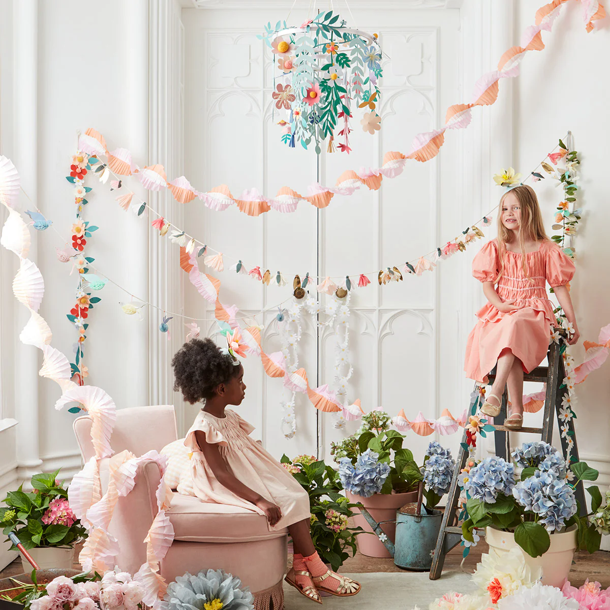 Spring Posy Garland - Image 6