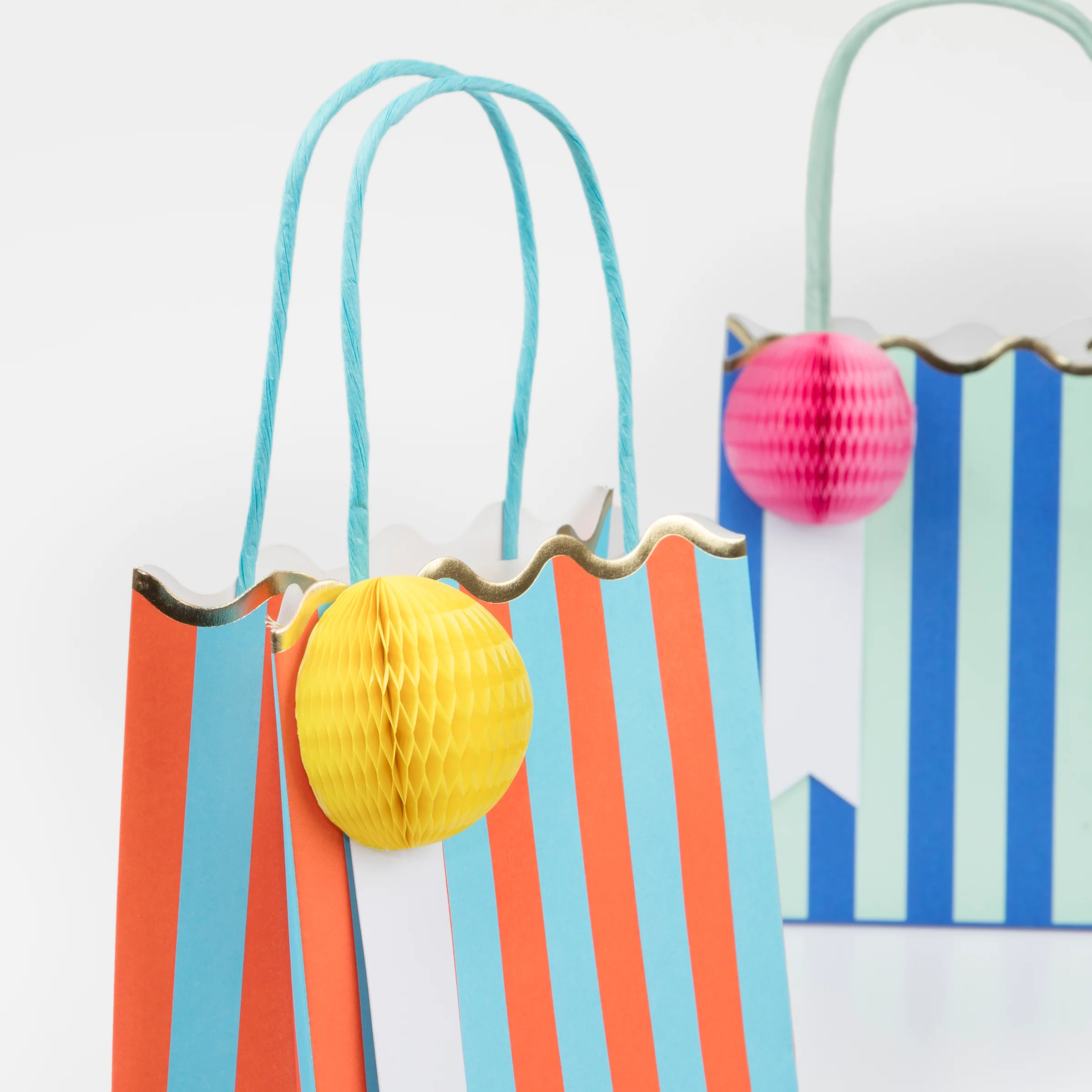 Stripe Party Bags (x 8) - Image 3