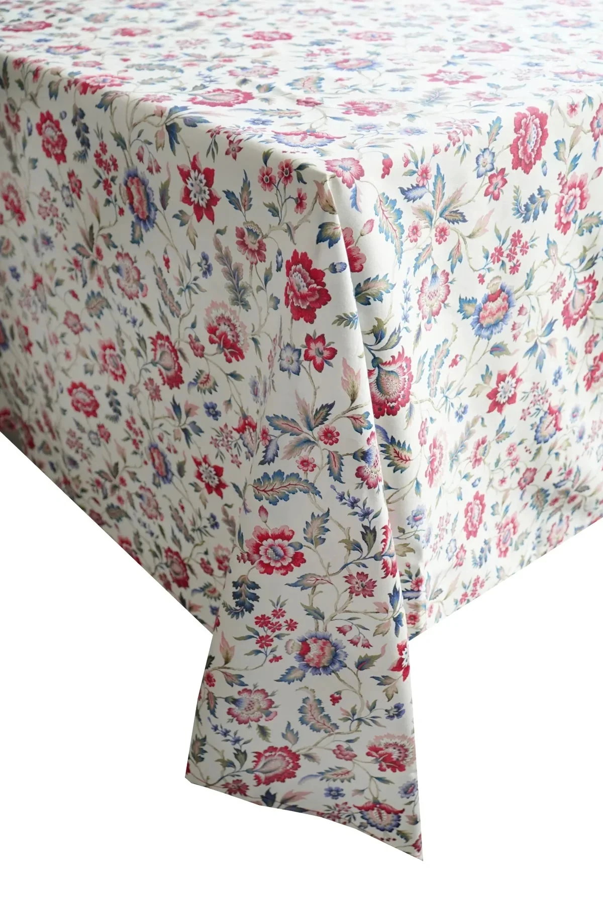 Eva Belle Tablecloth made with Liberty Fabric - Image 3