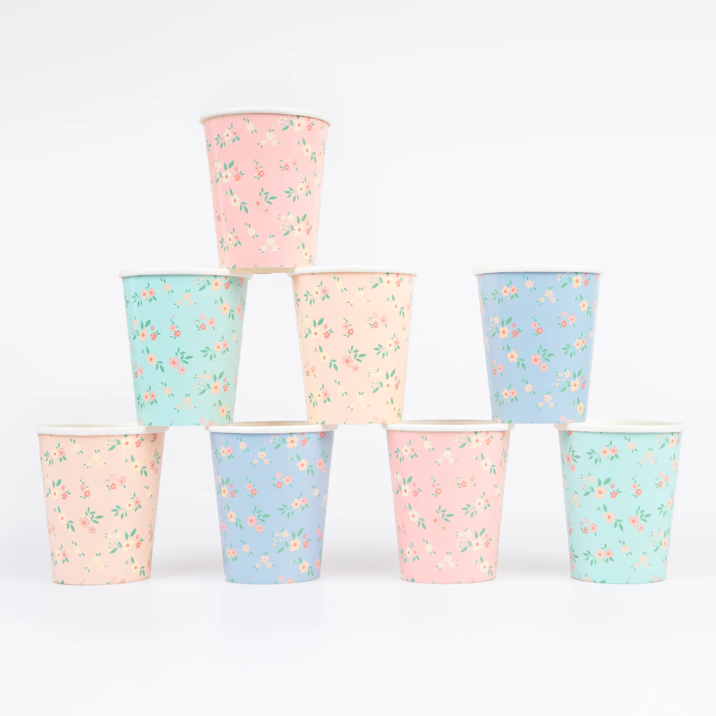Vintage Ditsy Cups (x 8)