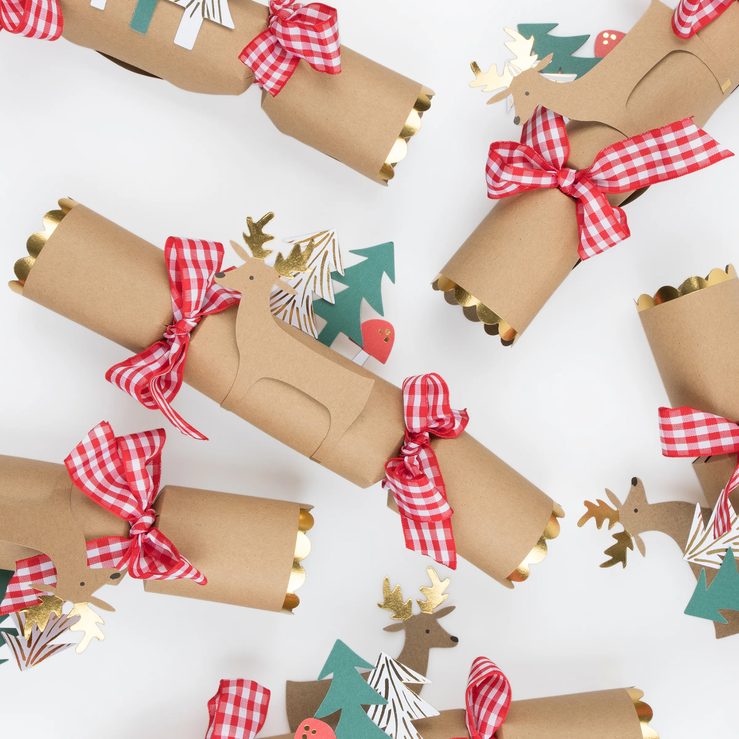 Woodland Stand Up Crackers (x 6) - Image 6